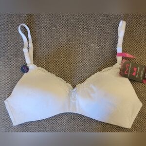 NWT Maidenform Lace-Trim Wireless Lift Bra 09456, White, 36C